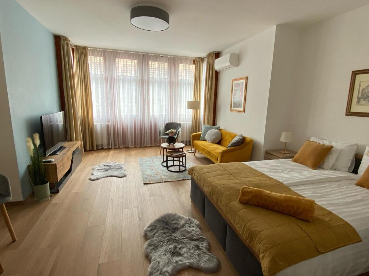 Lovag8 Apartment Budapest Exterior foto