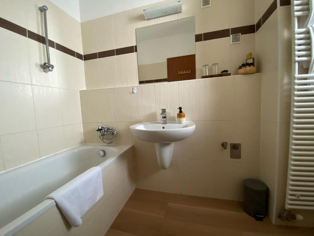 Lovag8 Apartment Budapest Exterior foto