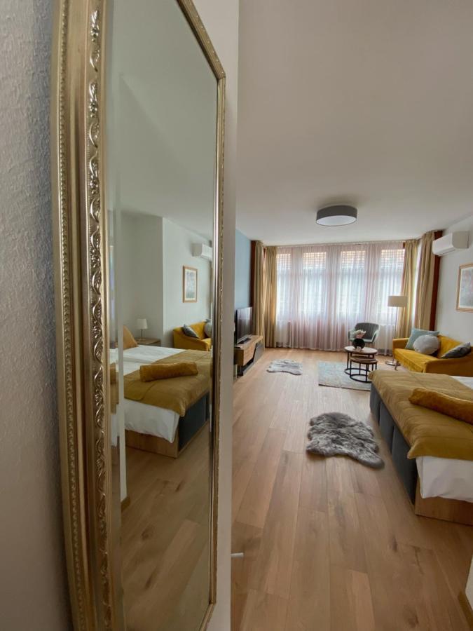 Lovag8 Apartment Budapest Exterior foto