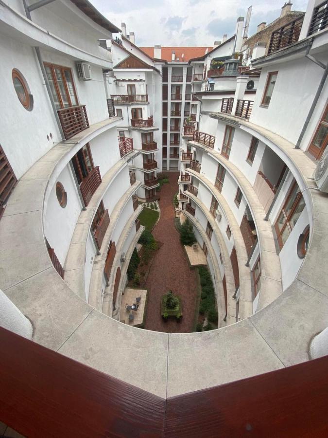 Lovag8 Apartment Budapest Exterior foto